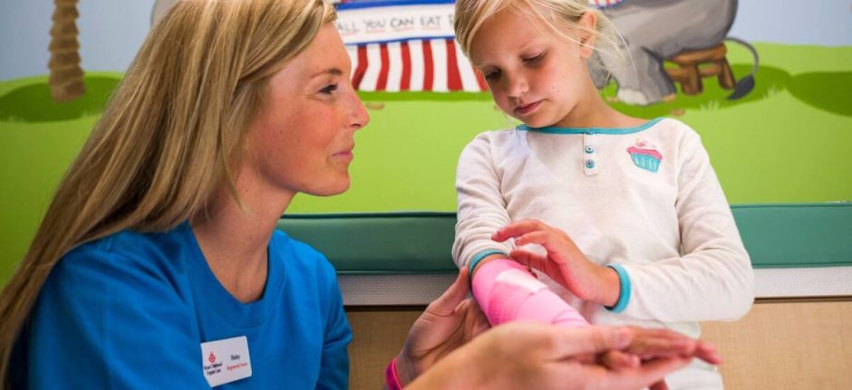 How One Hospital is Improving Patient Care with Social Media | Hootsuite Blog