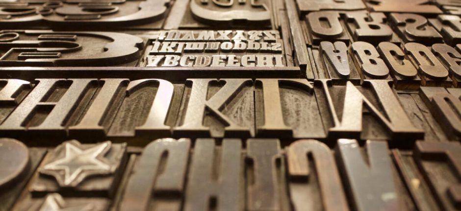 Twitter Bio Ideas to Increase Your Follower Count | Hootsuite Blog