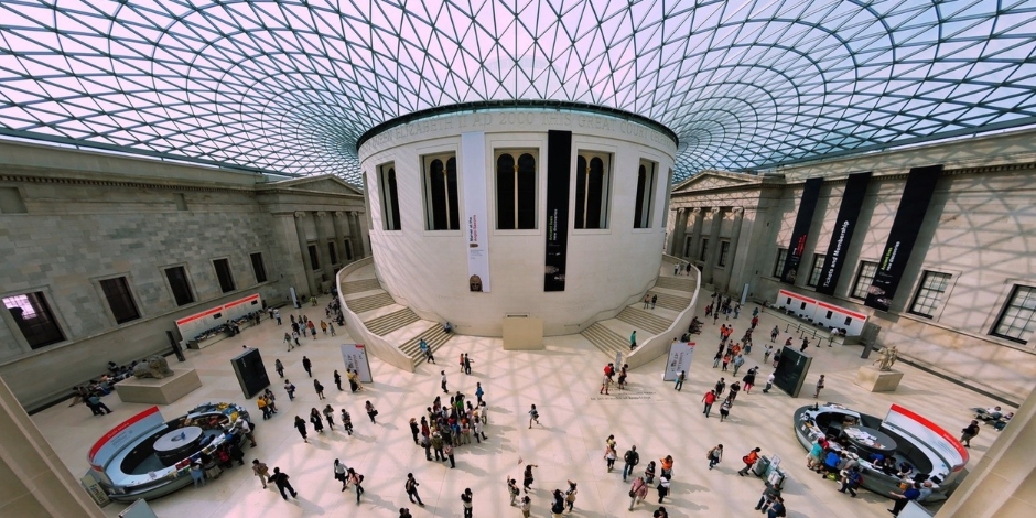 How A World Class Museum Inspires Millions Of Followers On - 