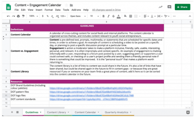 calendrier de contenu des médias sociaux avec 